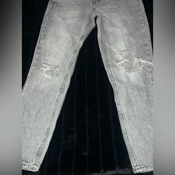 Gray Distressed Jeans - Picture 3 of 6